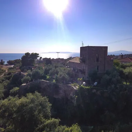To Palio Affittacamere Agios Nikolaos (Mani)