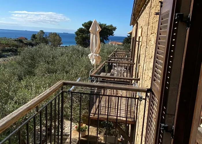 To Palio Πανσιόν