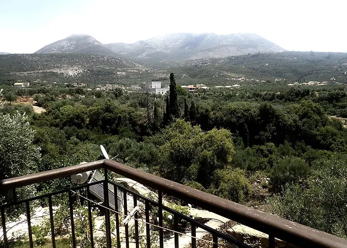 To Palio 3* Agios Nikolaos (Mani)